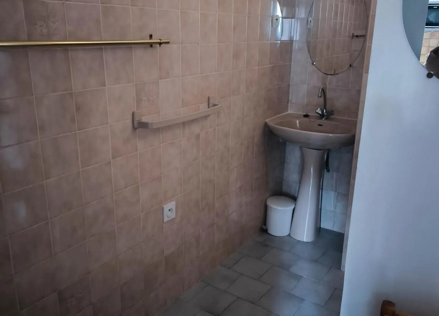 Studio Bas Verdon Allemagne-en-Provence